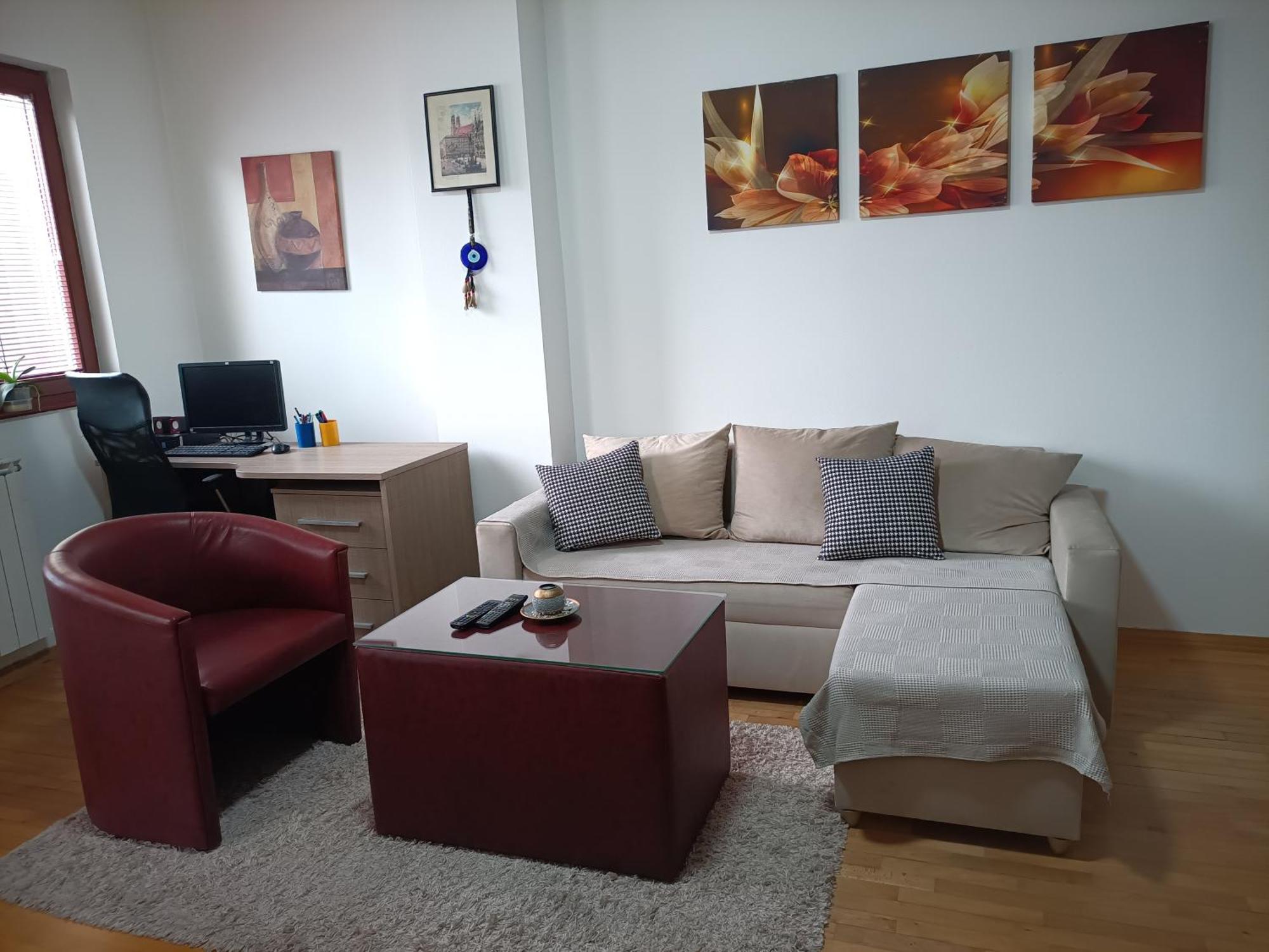 Centar Apartment Aleks Skopje Eksteriør billede