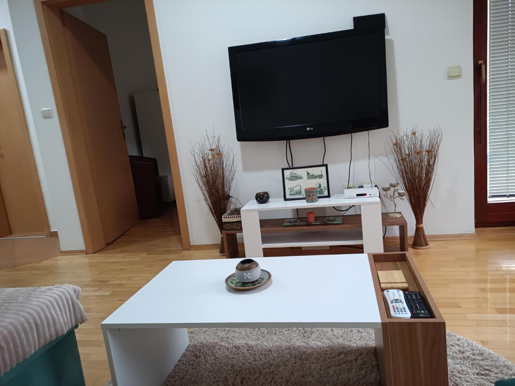 Centar Apartment Aleks Skopje Eksteriør billede