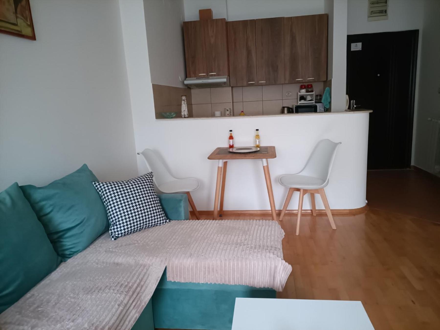 Centar Apartment Aleks Skopje Eksteriør billede